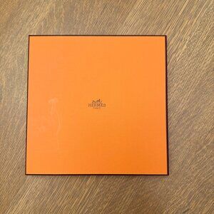 Authentic Hermès Scarf Box